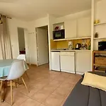 Petit Nid Au Coeur De Terrasse Et Piscine * La Baule
