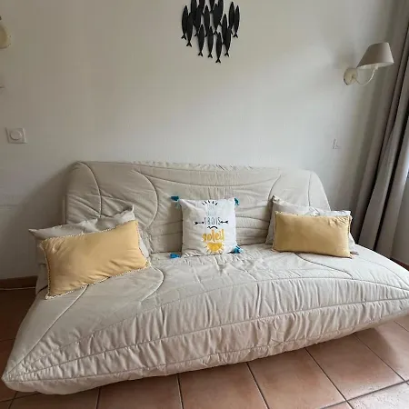 Petit Nid Au Cœur De Terrasse Et Piscine